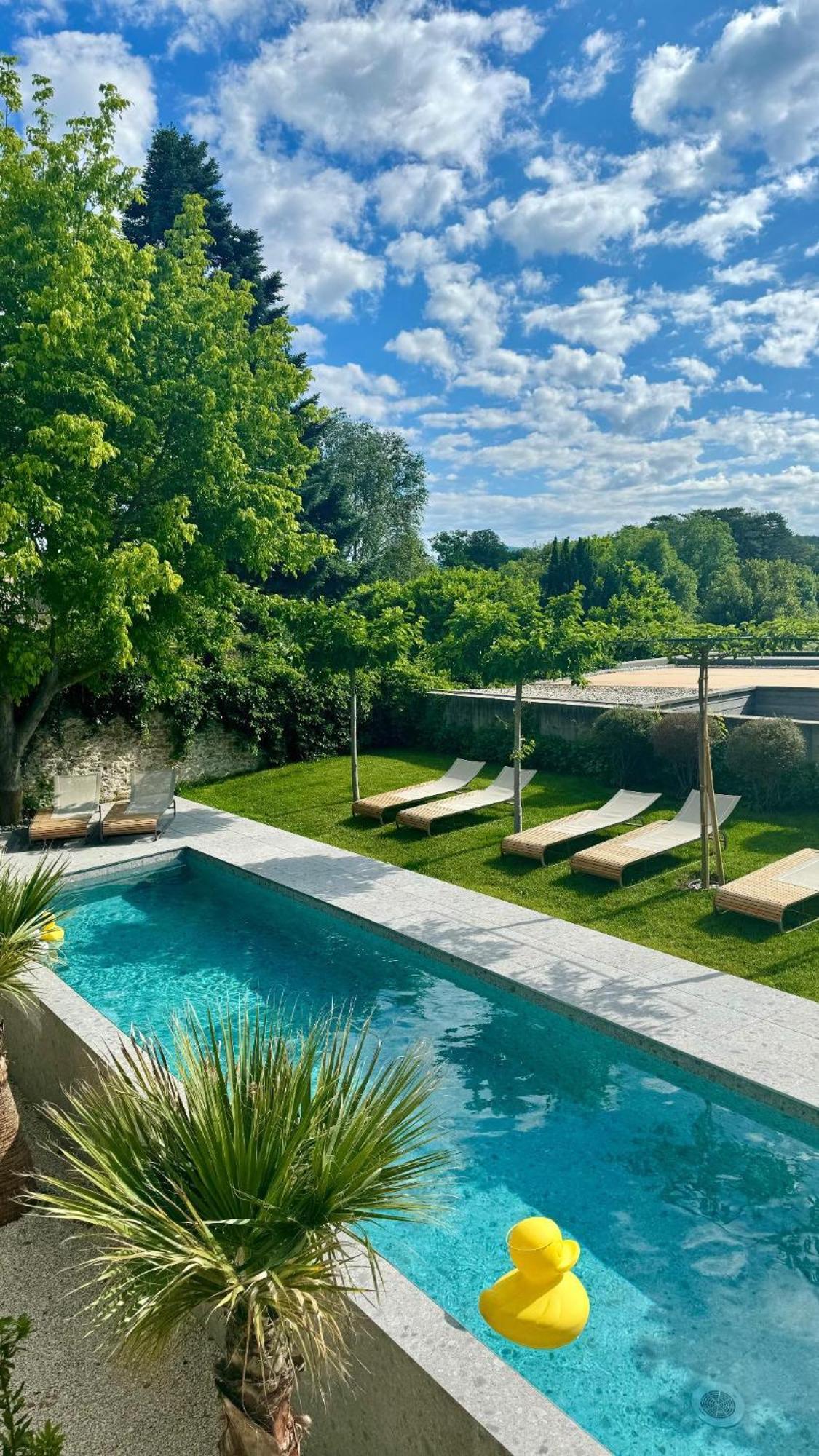 Le Pavillon M, Chambres D'Hotes De Luxe Avec Piscine & Spa Grignan Exterior photo